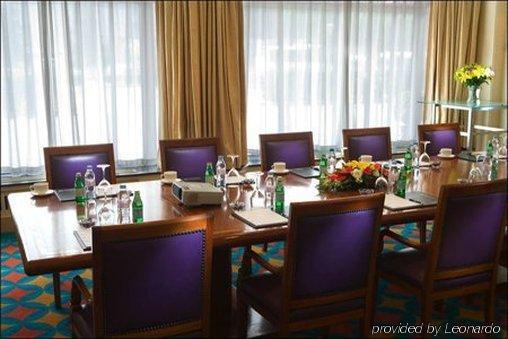 Beijing Royal Grand Hotel Зручності фото